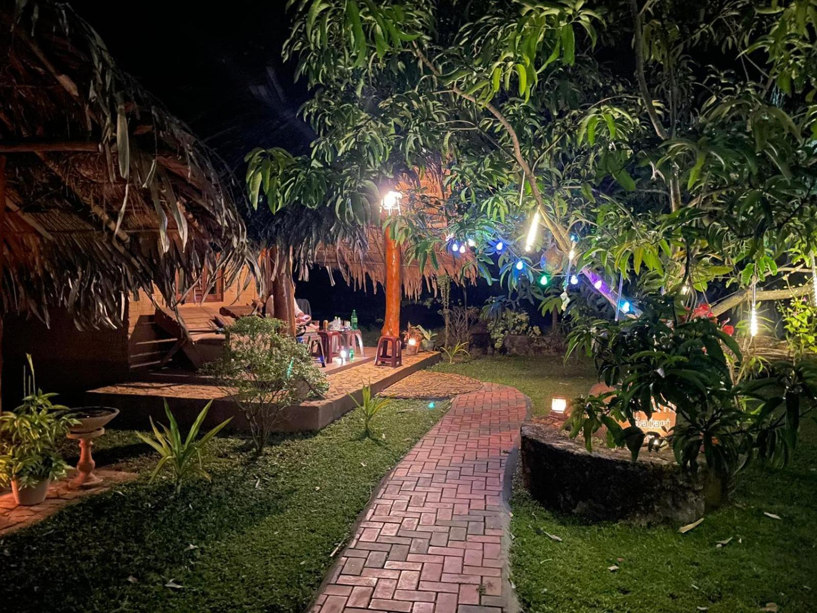 Hasthi Safari Cottage Udawalawe Exterior photo